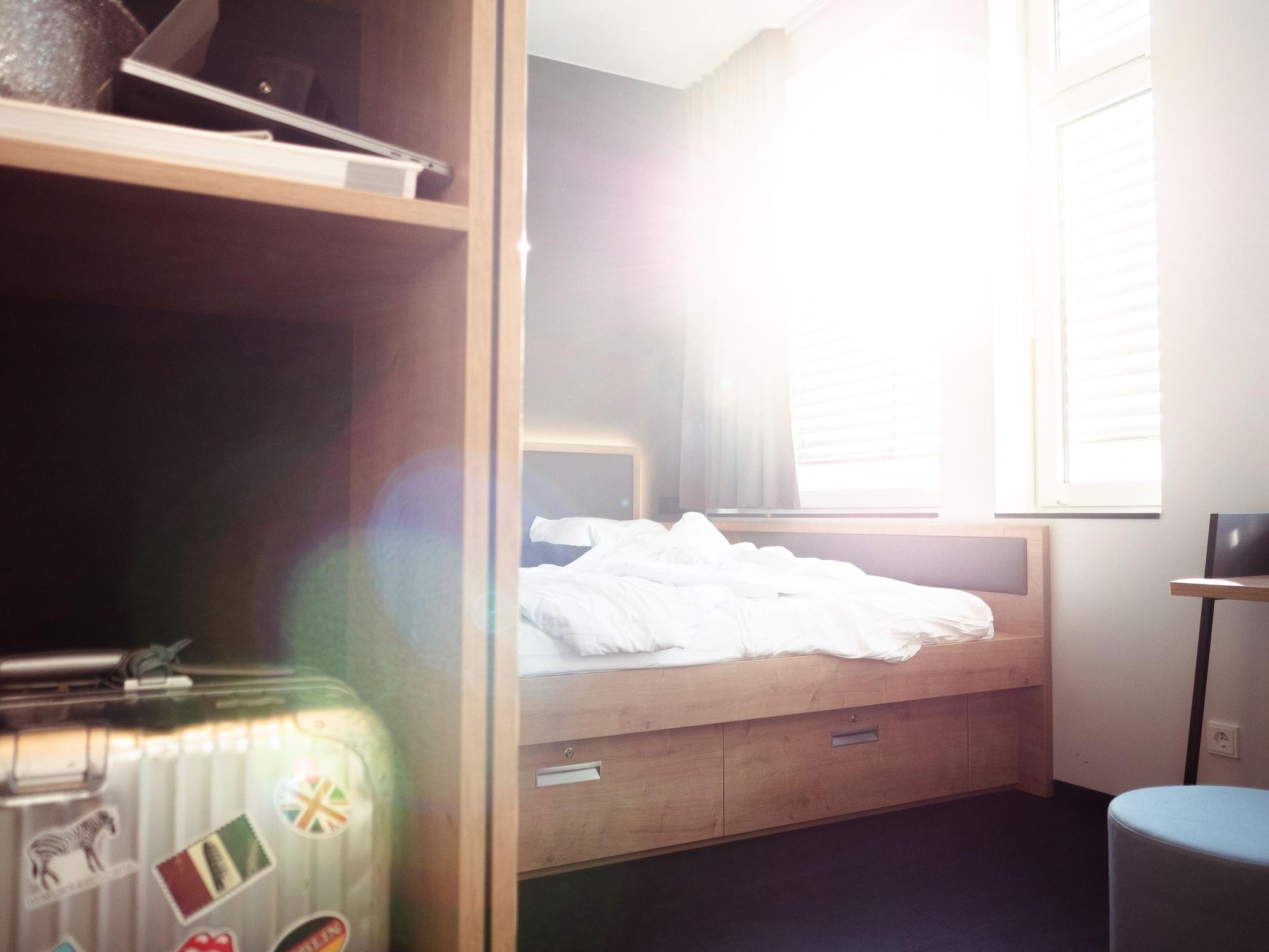 Six-Bed Room,1435533847:JPEG