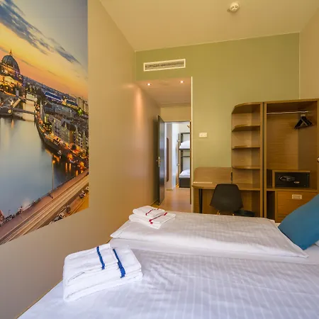 Aletto Hotel Kudamm-3